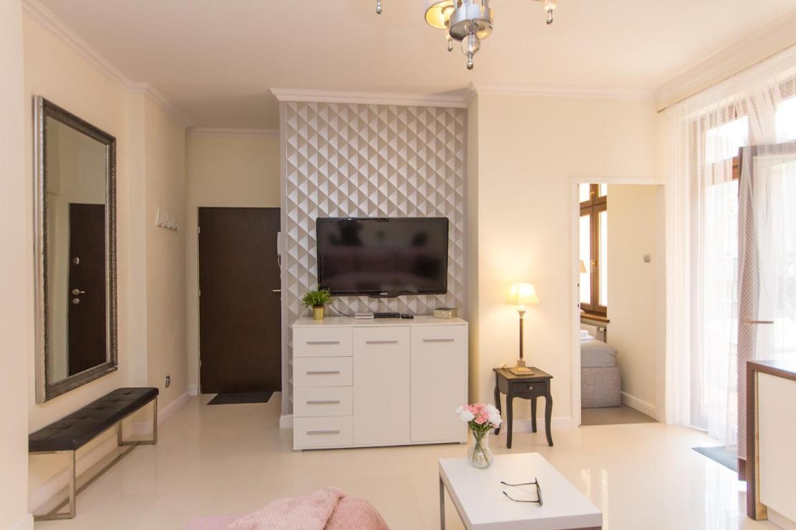 Apartament Tiffany シフィノウイシチェ エクステリア 写真